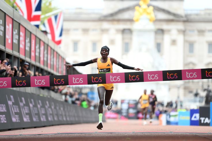 Az olimpiai bajnok világrekordjával zárult a London Marathon