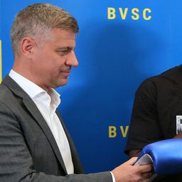 Magyarországra jött Holyfield – Tysonról is beszélt