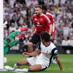 A Tottenhamé a trófea: az El-döntőt eldöntő gólt egy manchesteri játékos szerezte…