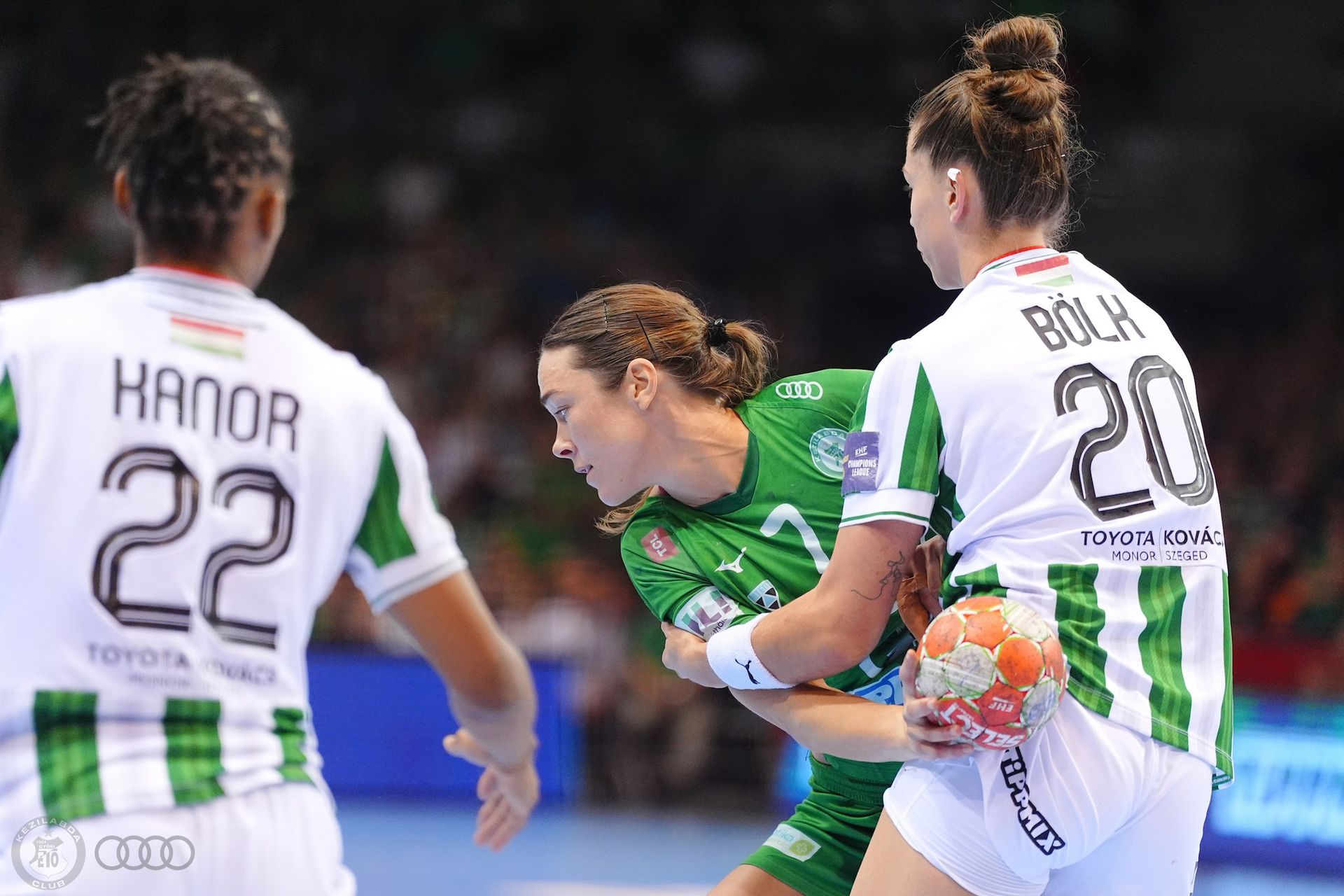 Kari Brattset a Ferencváros elleni rangadón szerzett egy csúnya monoklit, de szerencsére jól van (Fotó: Győri Audi ETO KC)