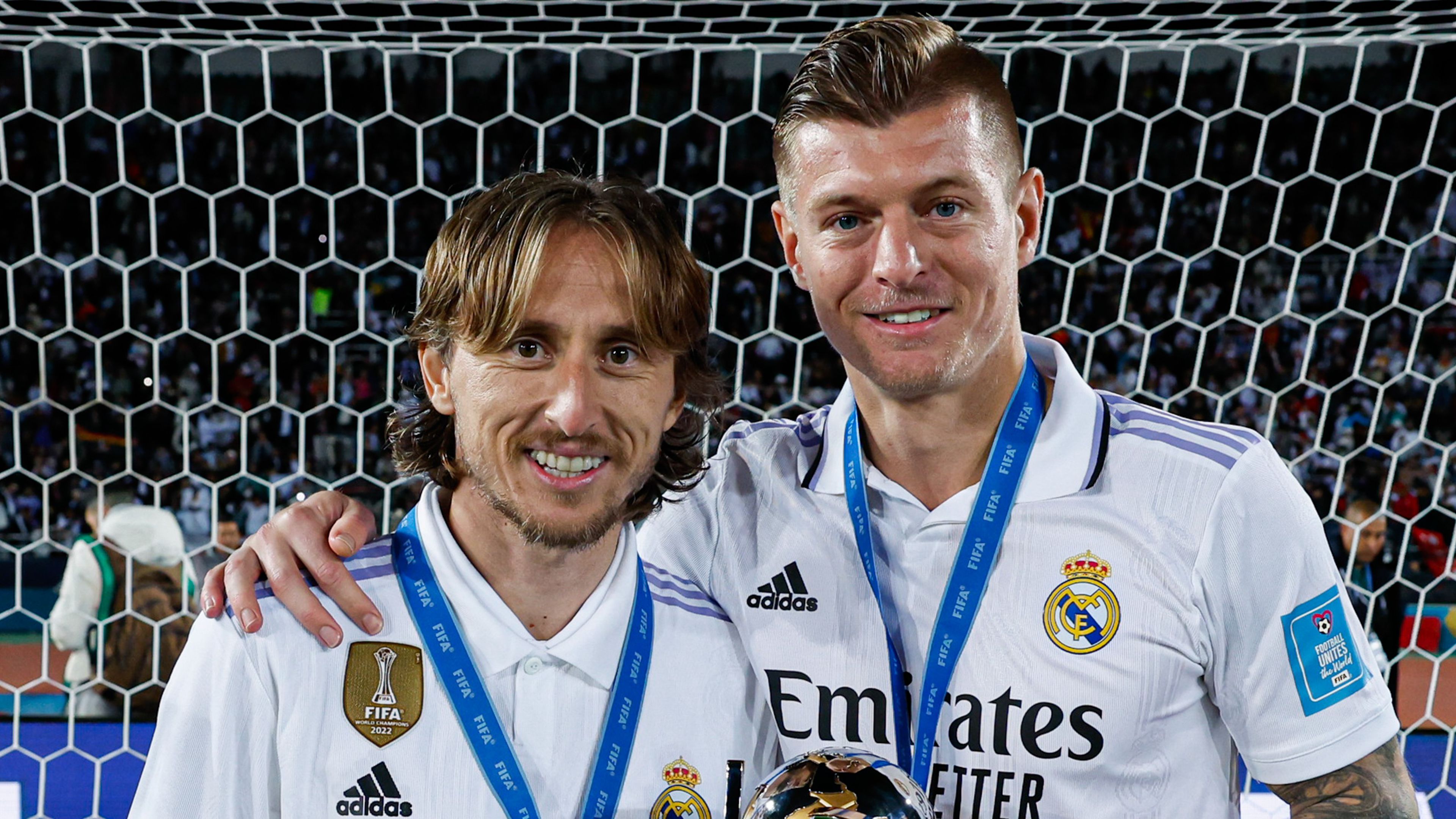 Toni Kroos (jobbra) már aláírt, Luka Modric lehet a következő