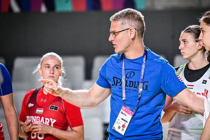 A magyar válogatott készül a csehek elleni Eb-negyeddöntőre