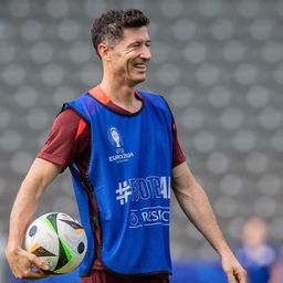 Lewandowski mosolyog, aggódhatnak az osztrákok