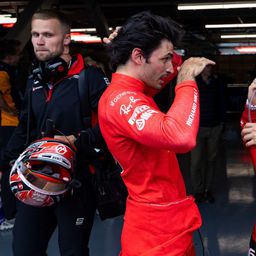 Így beszélnek magyarul a Ferrari pilótái – videóval