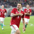 A válogatott mesterhármastól a történelmi gólig – Videó Szalai Ádám villanásairól