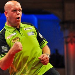 A háromszoros világbajnok Michael van Gerwen is tábla elé áll Budapesten