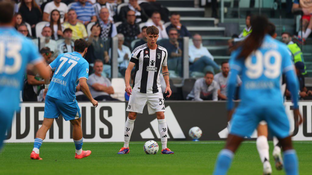 Egyelőre nincs gól a Juventus–Napoli rangadón; pályán a Manchester United – élő eredménykövető