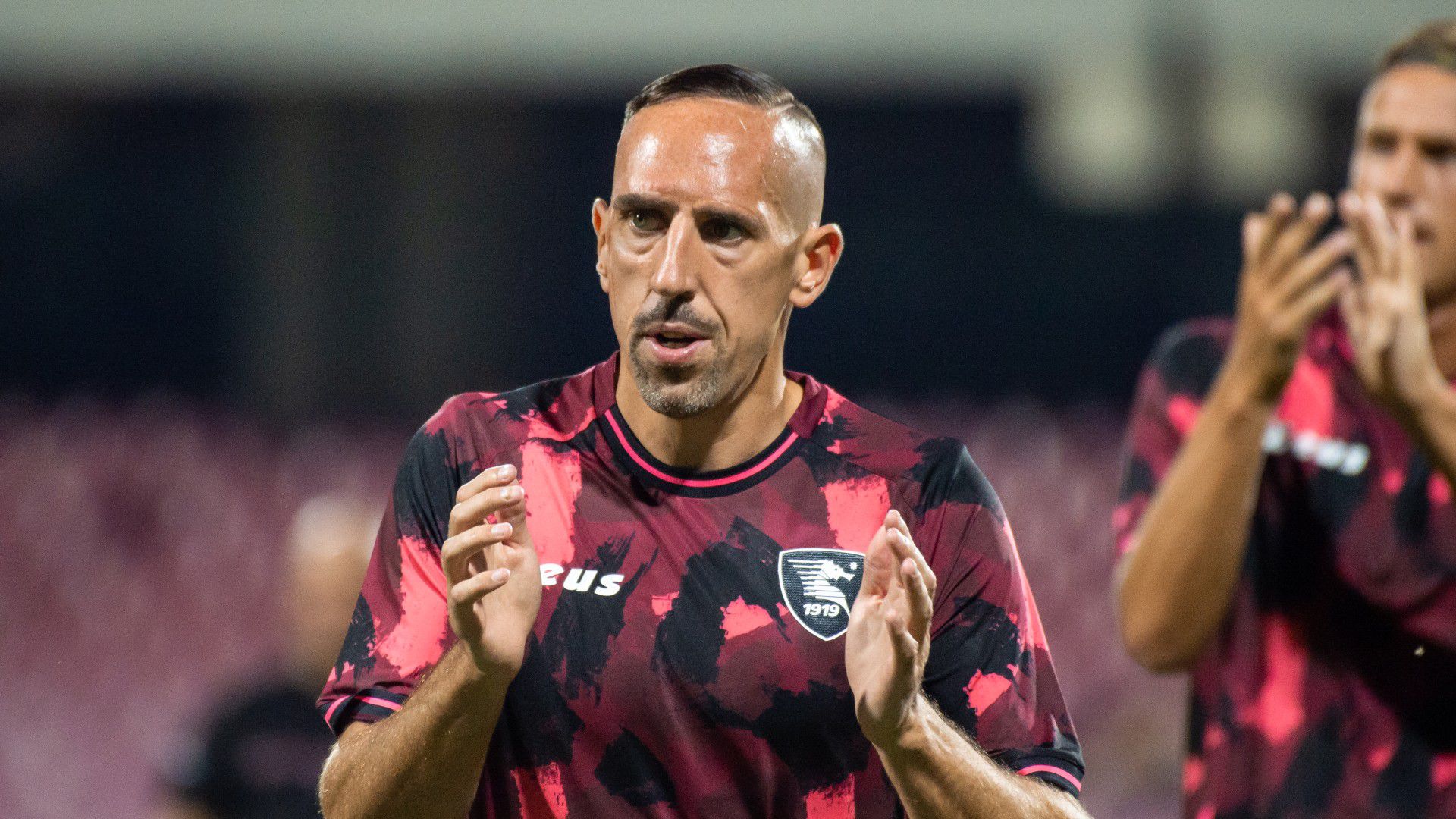 Búcsúzik a legenda: Ribéry bejelentette visszavonulását