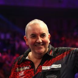 Nagy bejelentés! Végleg visszavonul a dartslegenda