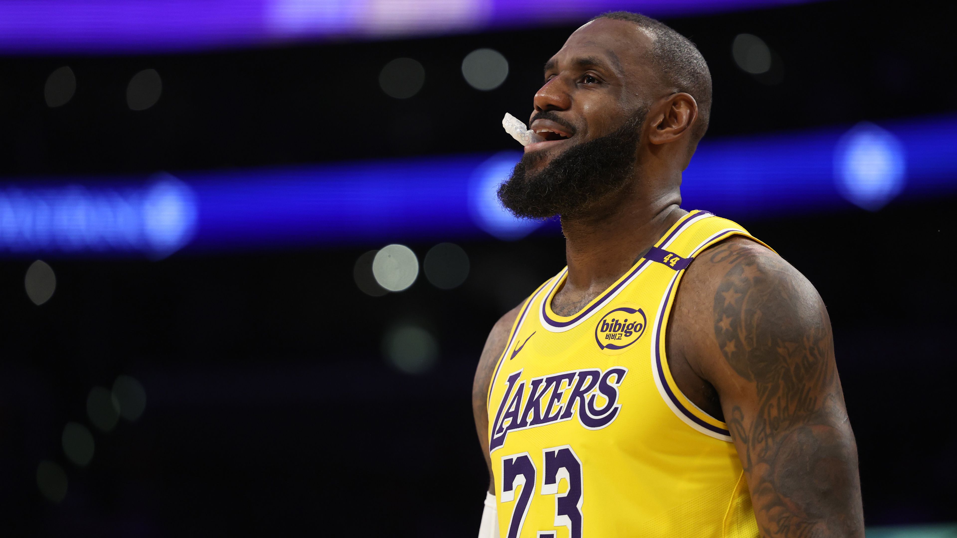 LeBron James egy időre visszavonul – de nem a kosárlabdától…