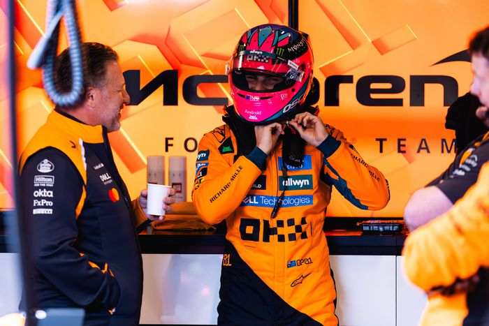 Oscar Piastri a tizennegyedik helyen zárt a második szabadedzésen