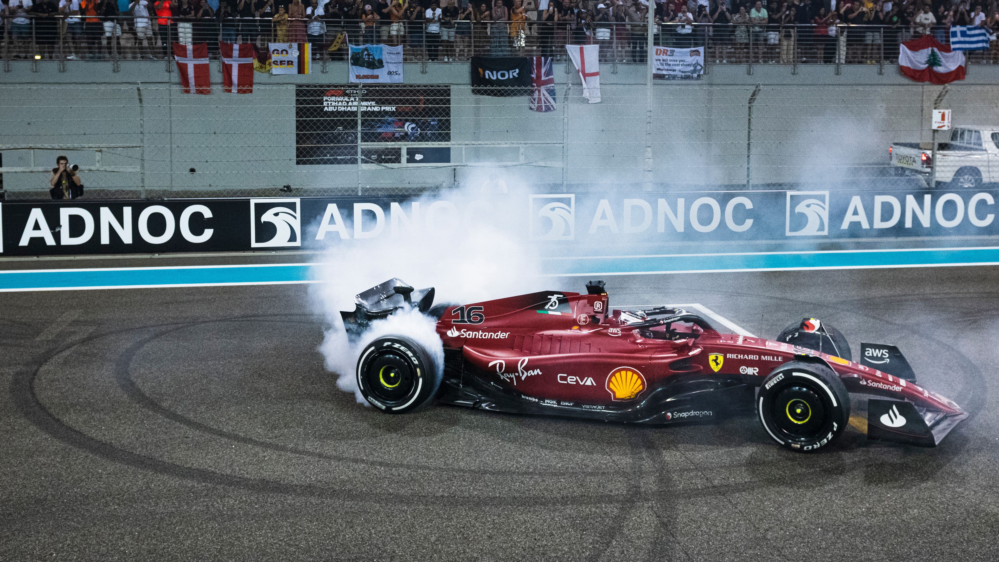 Újragondolt hatalomelosztás a Ferrarinál; mihez kezd Vasseur a csapattal?