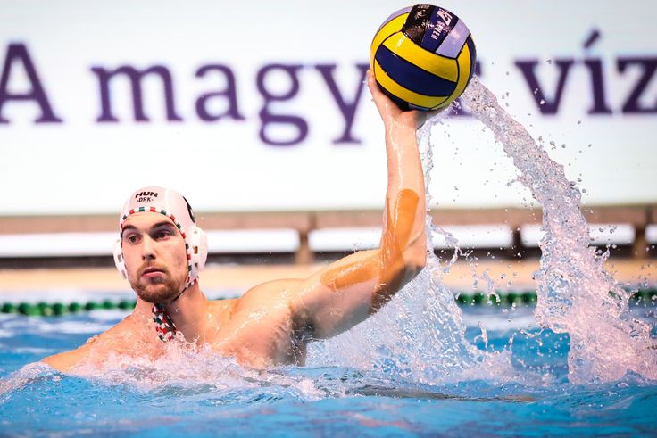 Fölényes győzelemmel búcsúztatták az évet a magyar pólósok