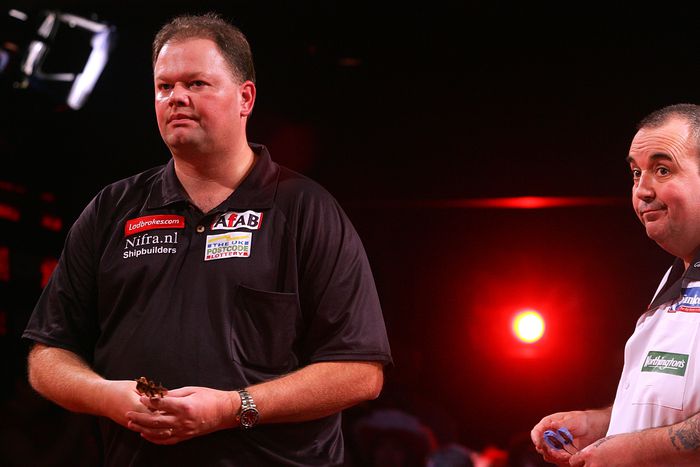 Raymond van Barneveld és Phil Taylor a 2007-es világbajnoki döntőben