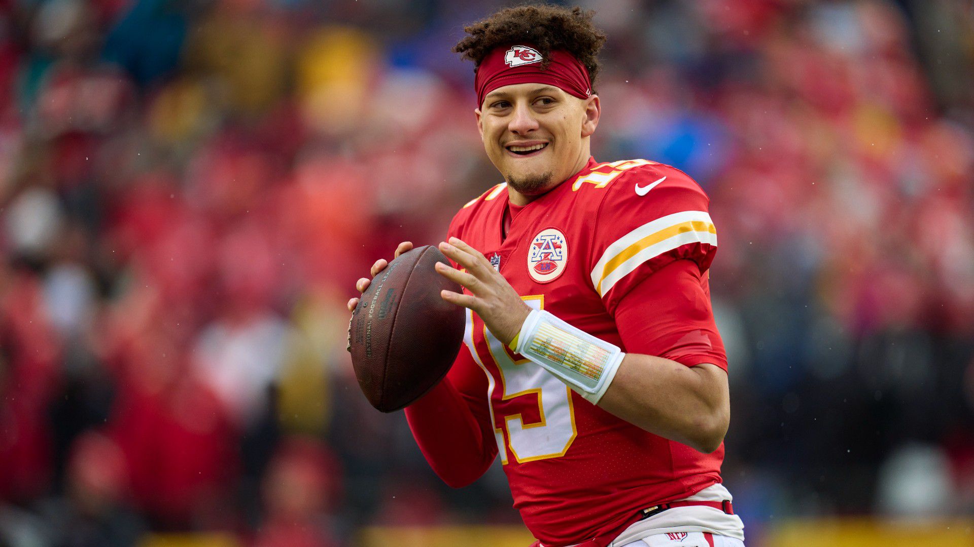 A Chiefs Mahomes sérülése ellenére is nyert – főcsoportdöntőben az első kiemeltek NFL-ben