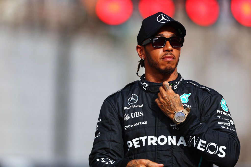 Lewis Hamiltonnak 5,8 milliárd forintot érő autóparkja van (Fotó: Getty Images)