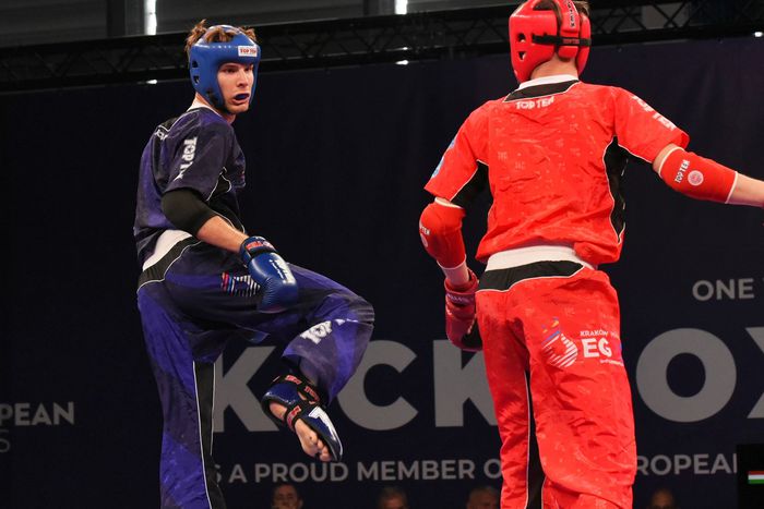 Bálint Martin (kékben) két érmet szerzett