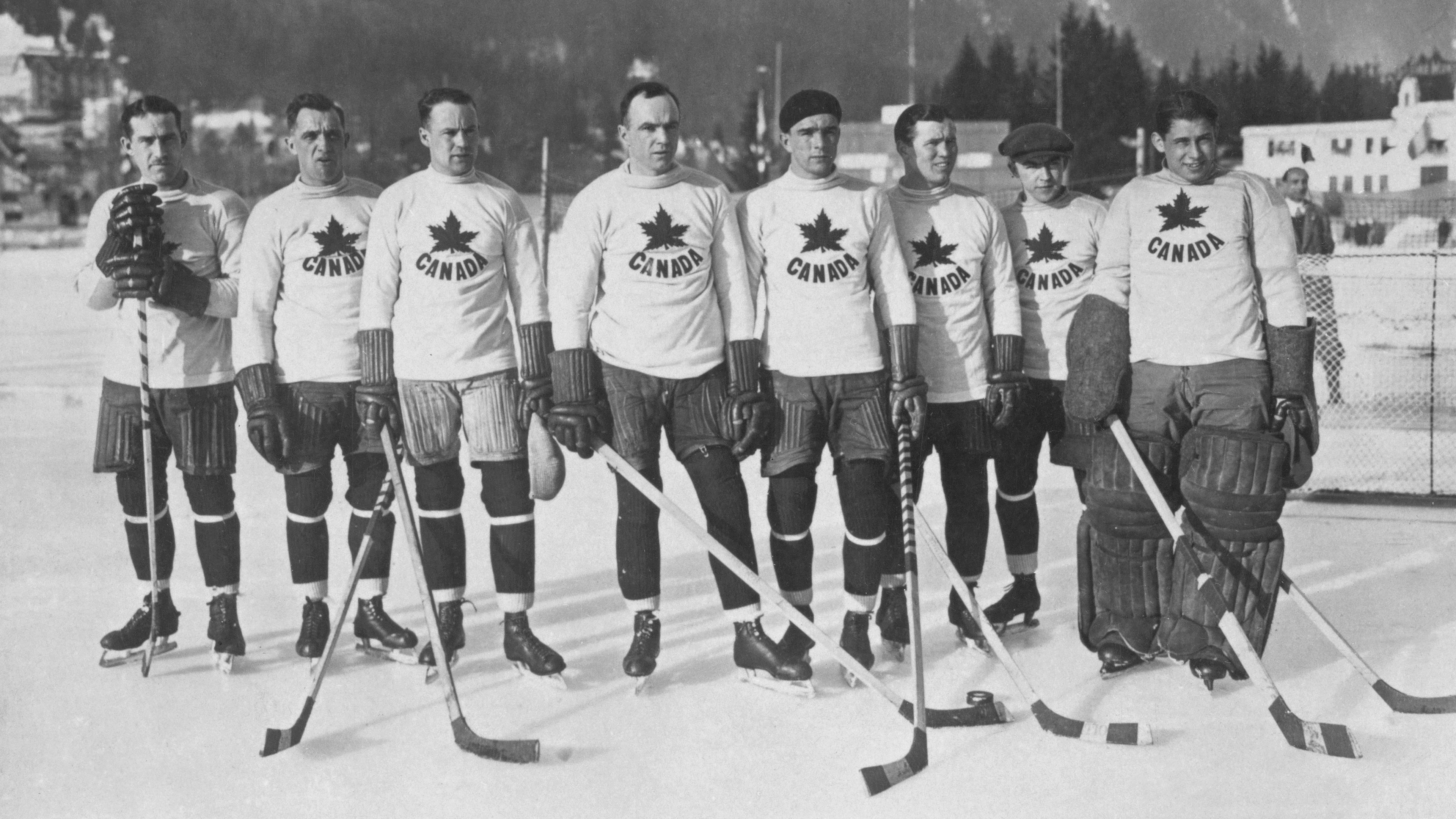 Száz éve nyitották meg az első téli olimpiát, ami nem is volt az – korabeli videókkal