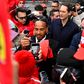 Lewis Hamilton először tesztelte a Ferrari autóját 