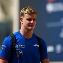 Ecclestone: „Ha Mick Schumacher mellett állt volna az apja, fix helye lenne egy jó csapatban"
