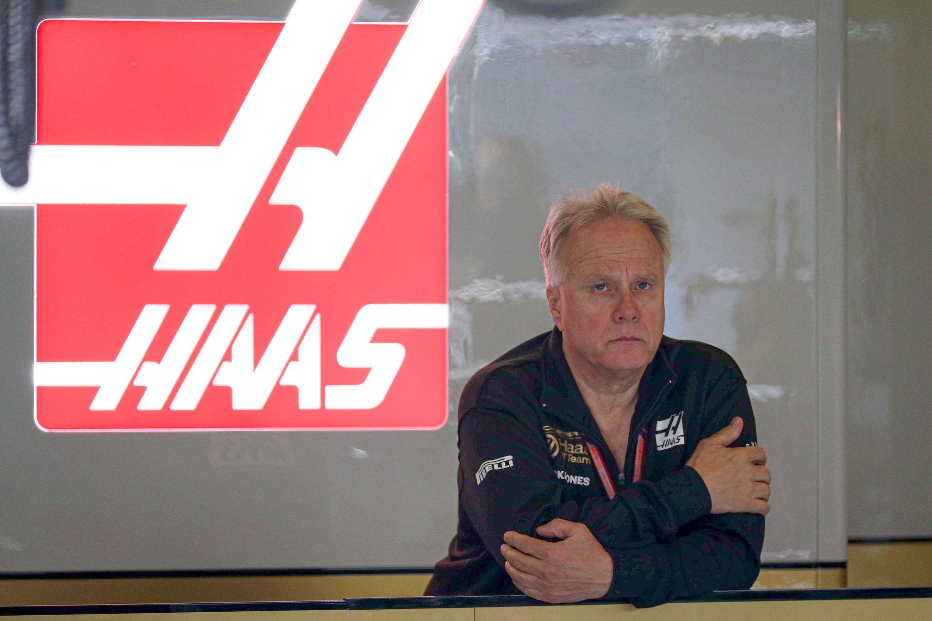 Gene Haas a csapatnak sokba kerülő balesetek miatt haragudott a kis Schumira /Fotó: Getty Images