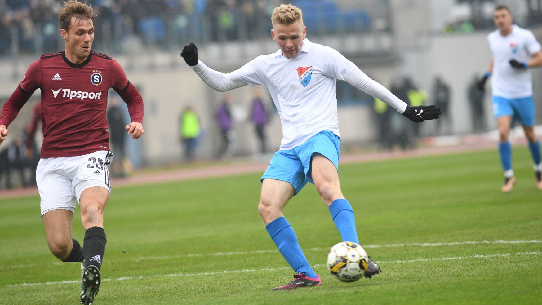 Matej Sin fontos gólt szerzett az U19-es cseh válogatottban kilenc hónappal azután, hogy rákot diagnosztizáltak nála (Fotó: fcb.cz)