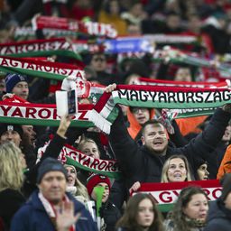 Az UEFA büntetni fogja a Nagy-Magyarország-zászlókat (Fotó: mlsz.hu)
