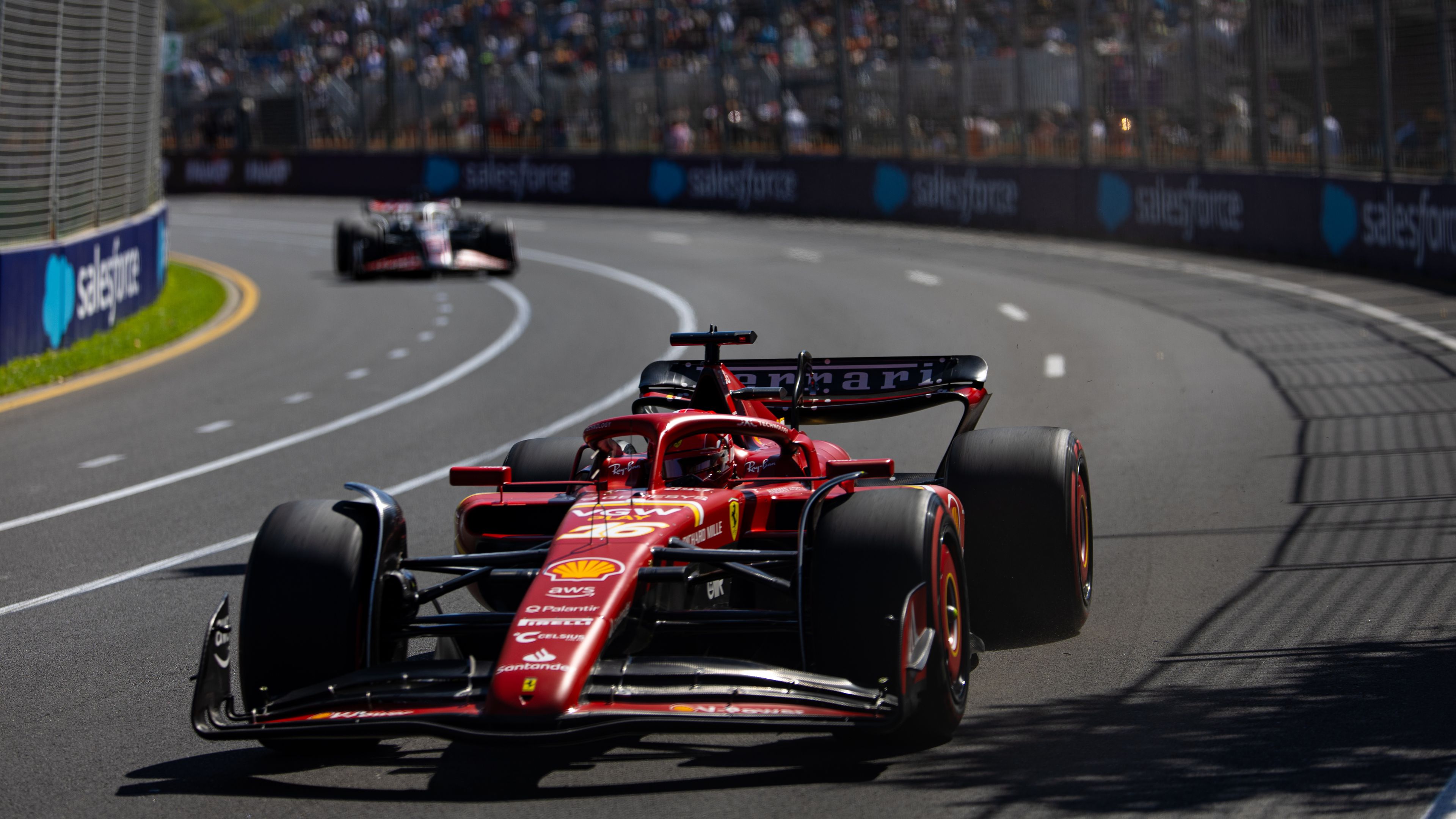 Charles Leclerc nyerte a második szabadedzést