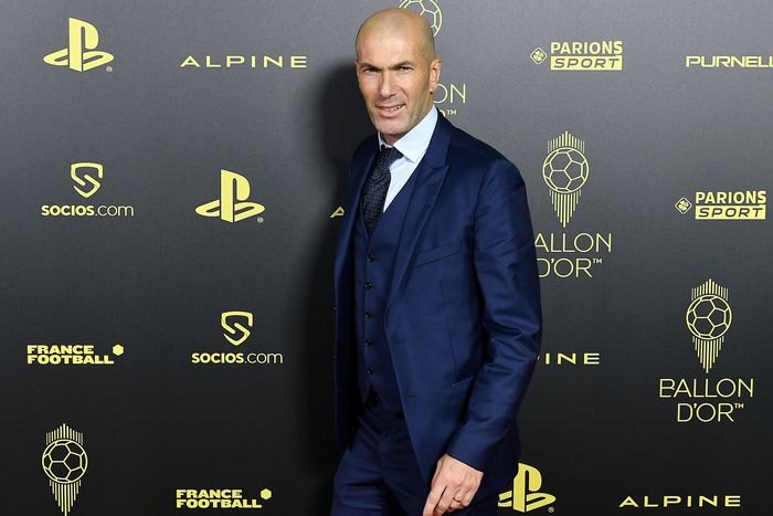 Zinédine Zidane lehet a PSG új edzője