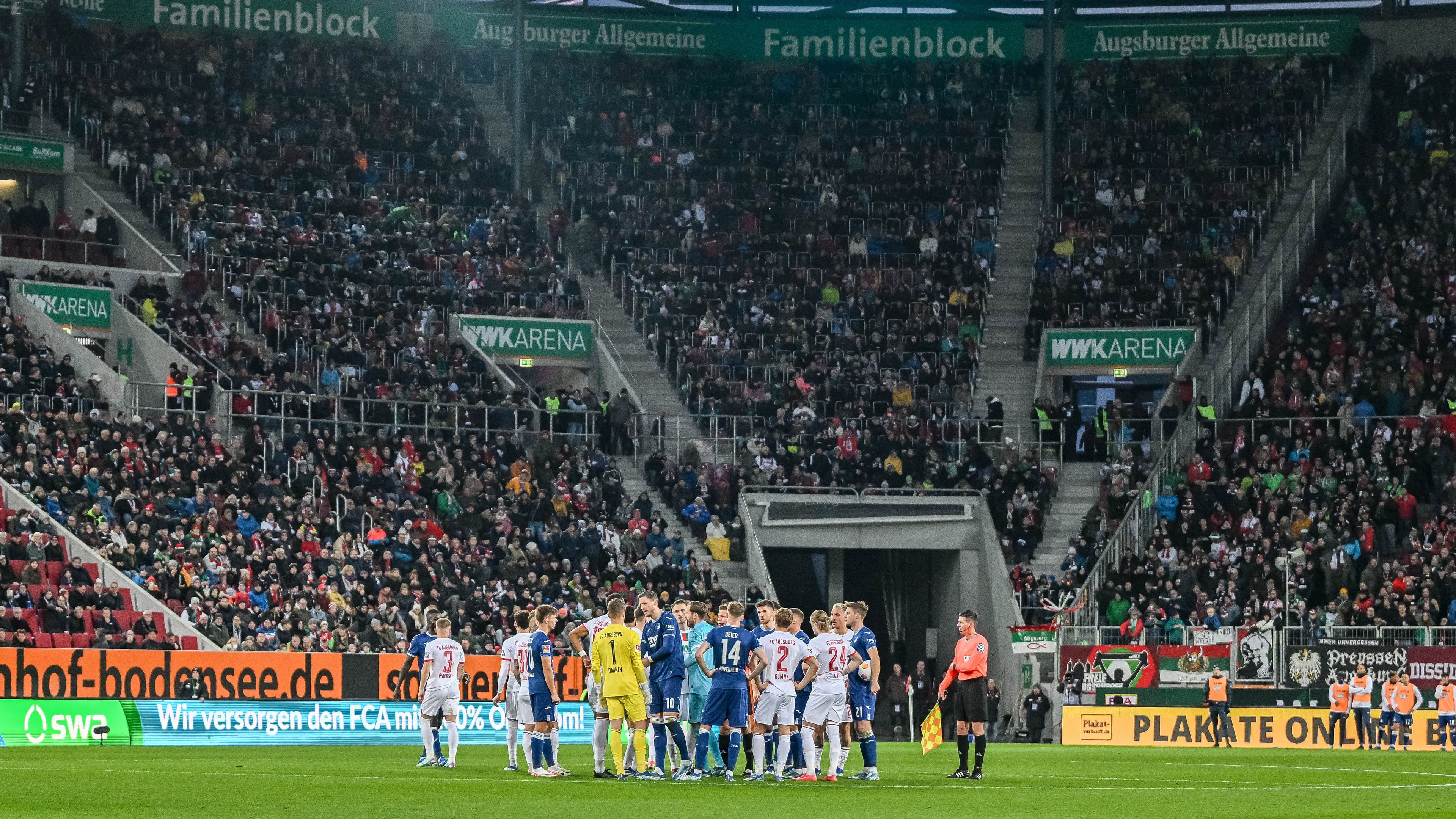 Tavaly novemberben félelem uralkodott az Augsburg stadionjában