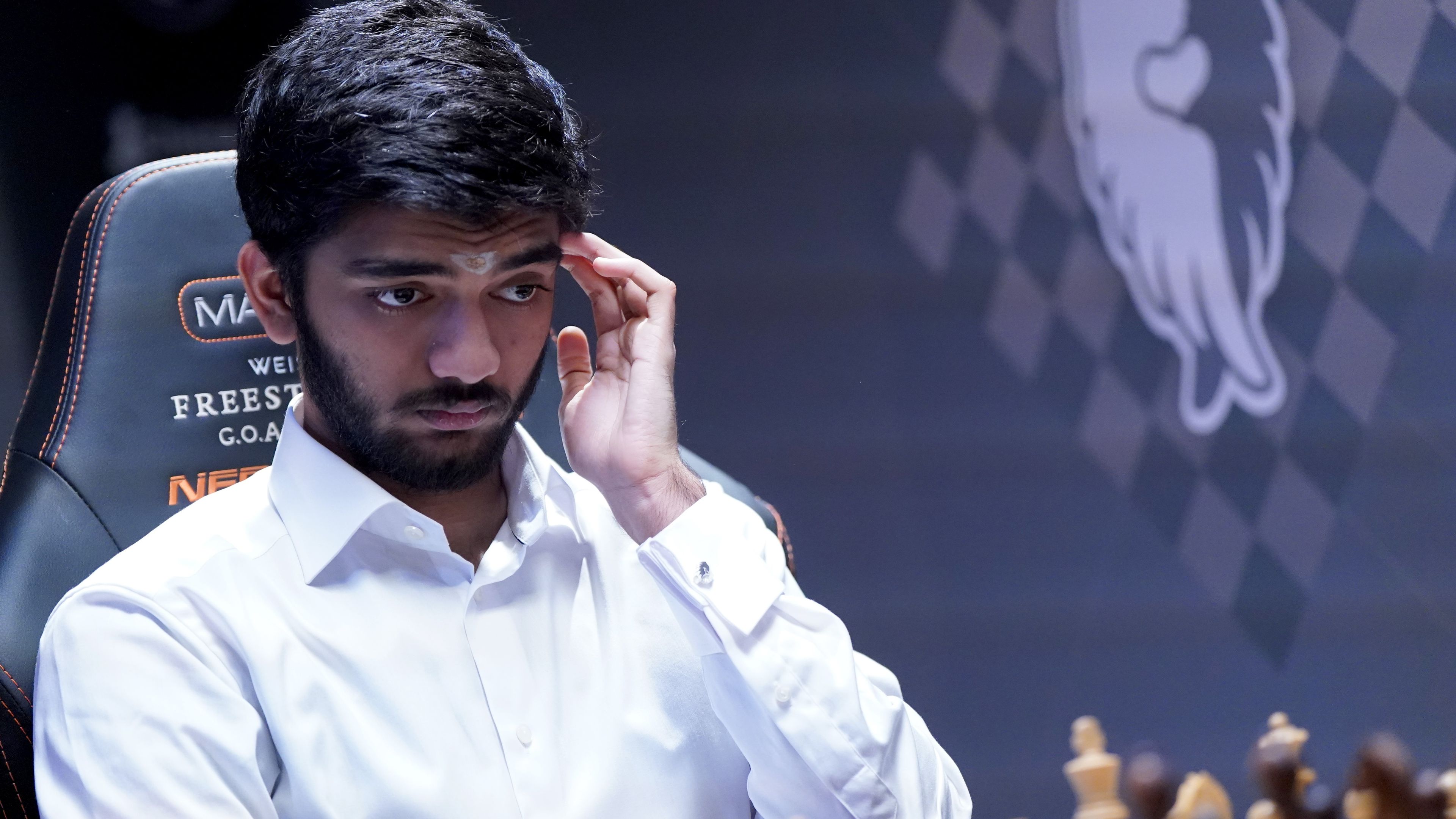 Tizenhét éves sakkozó lesz a világbajnok kihívója