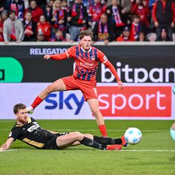 Négy gól is született, de semmi sem dőlt el a Bundesliga-osztályozó odavágóján
