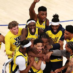 Hihetetlen dobás is kellett a győzelemhez NBA-ben – videóval