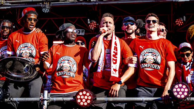 Ünnepeltek Eindhovenben, bajnok lett a PSV!