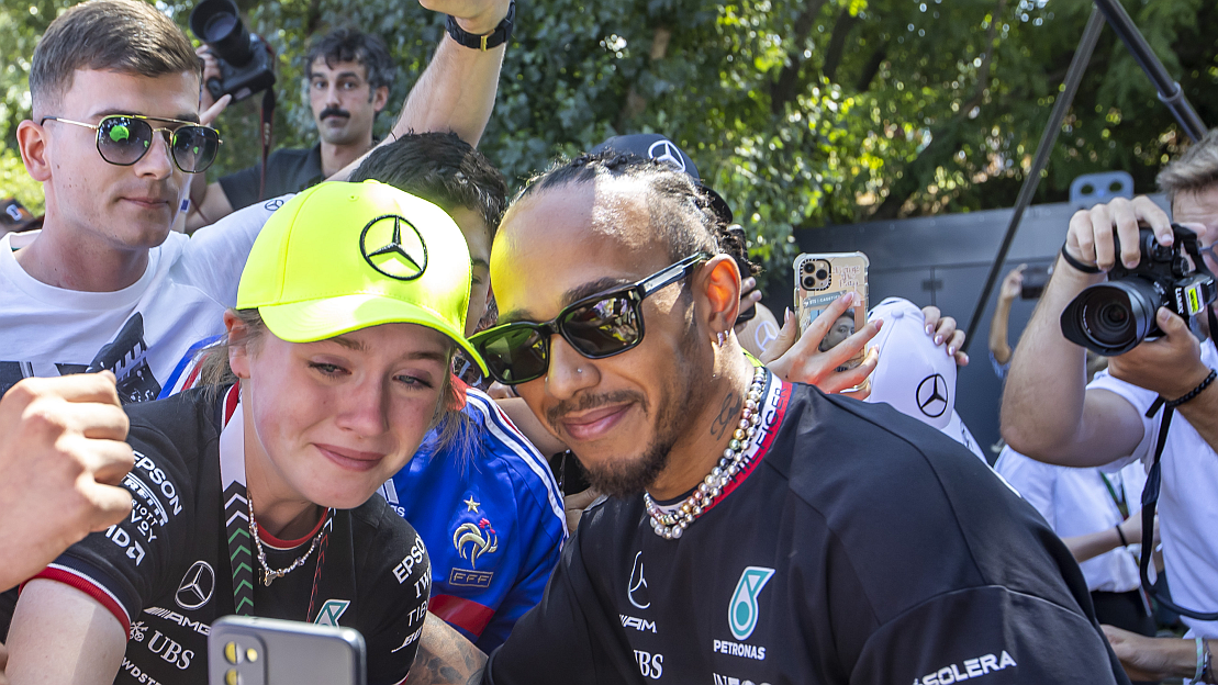 Lewis Hamilton népszerű hazánkban is (fotó: Czerkl Gábor)