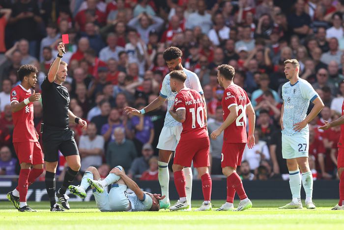 Mégsem tiltják el a Bournemouth ellen kiállított Alexis Mac Allistert