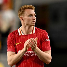 A Premier League-en belül váltott klubot a Liverpool játékosa