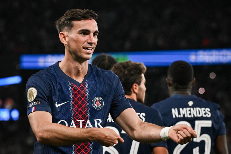 A Paris Saint-Germain hozta a kötelezőt, és ismét minimális különbséggel nyert