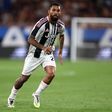 A Premier League-ben folytatja a Juventus brazil középpályása