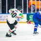 Garát Zsombor (balra) a negyedik magyar hokis, aki NHL-es táborban szerepelhet