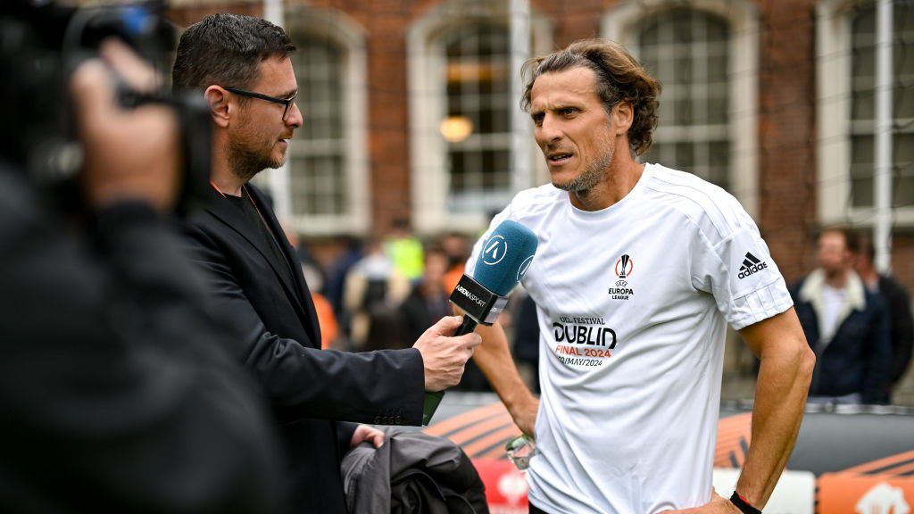 Diego Forlán (jobbra) visszavonulása után sem hagyott fel a sporttal, sőt...