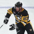 Crosby karrierje 1896. pontját szerezte a Pittsburgh színeiben