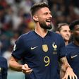 Giroud utolérte Henryt, fölényes győzelemmel kezdte a vb-t a címvédő francia csapat