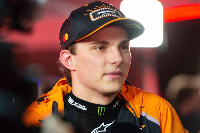 Piastri egyre nehezebb helyzetben van