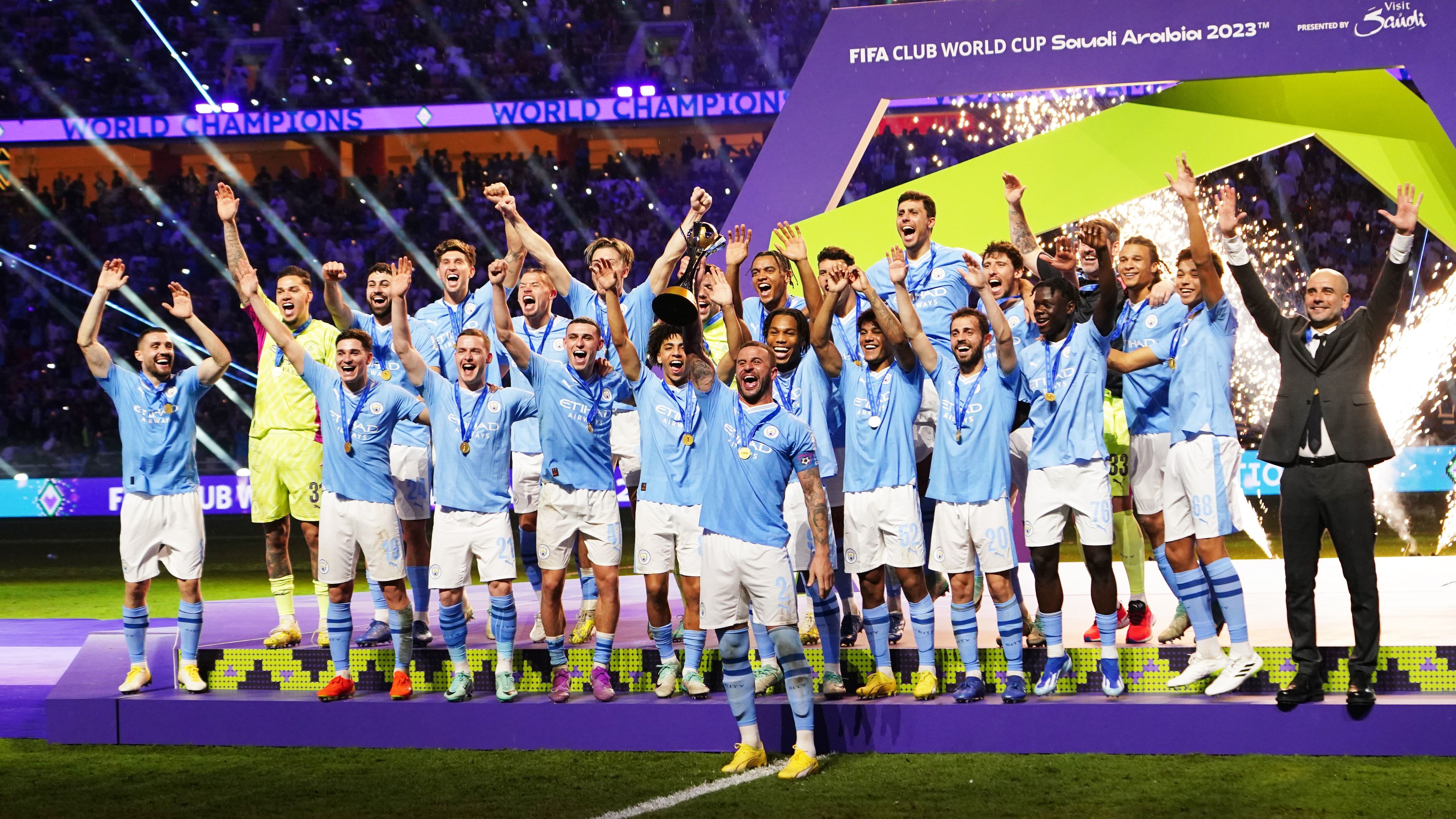 A Manchester City nyerte a klub vb-t; távozhat az Eb-győztes – reggeli hírösszefoglaló