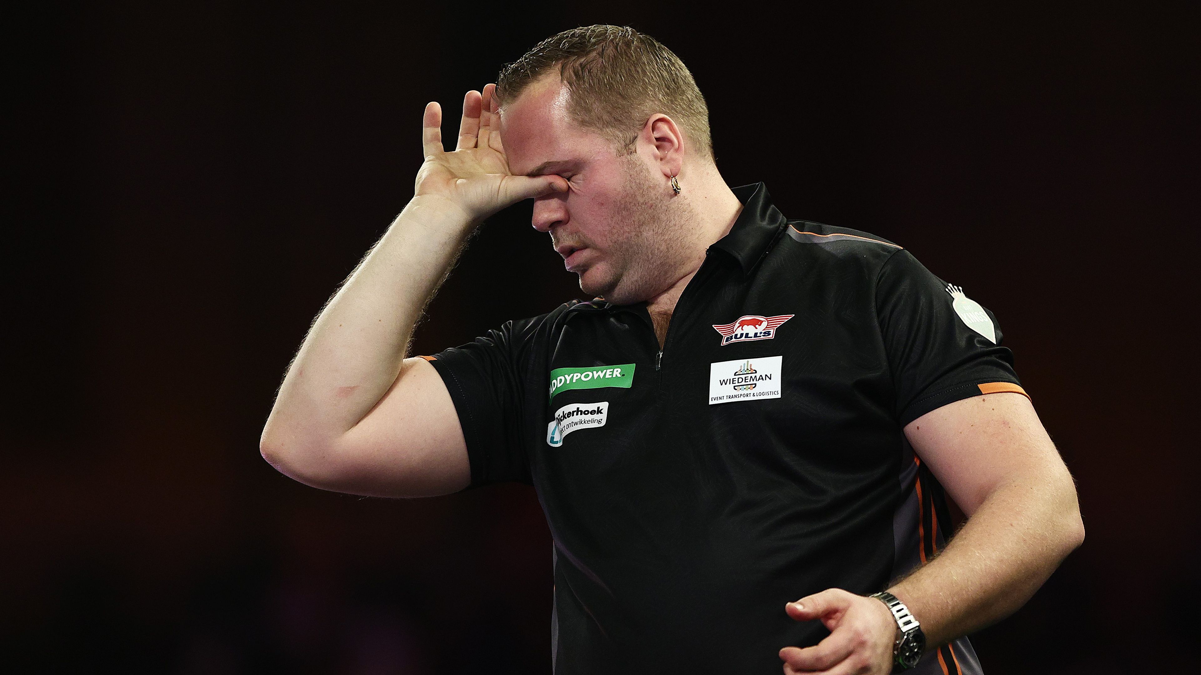 Ez nem a hollandok délutánja volt, és az Európa-bajnok is kiesett a darts-vb-n