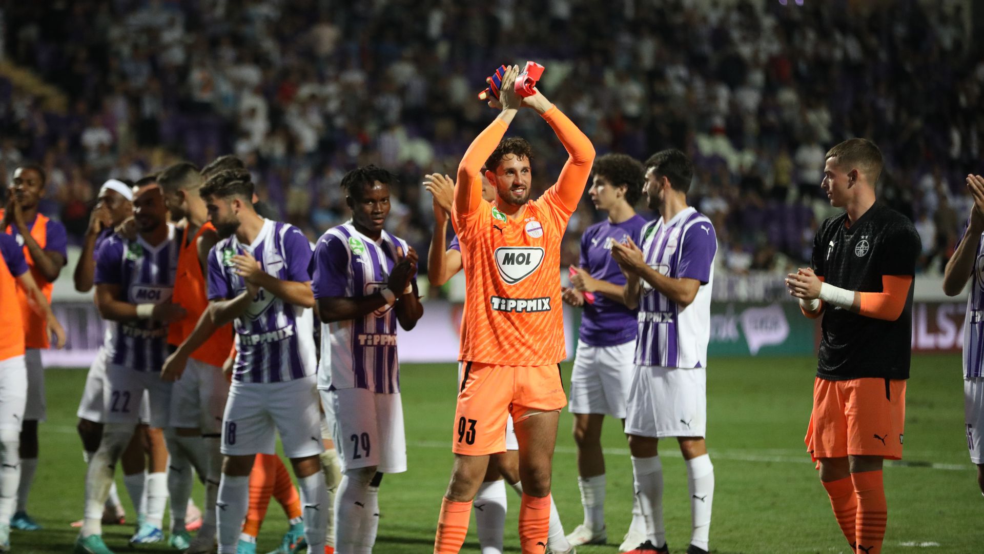 Bravúros védéseivel Riccardo Piscitelli gyorsan az Újpest-szurkolók kedvencévé vált. (Fotó: Juhász Sára)