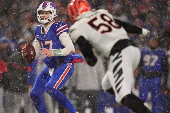 A Cicinnati Bengals meglepően sima győzelemmel jutott főcsoportdöntőbe