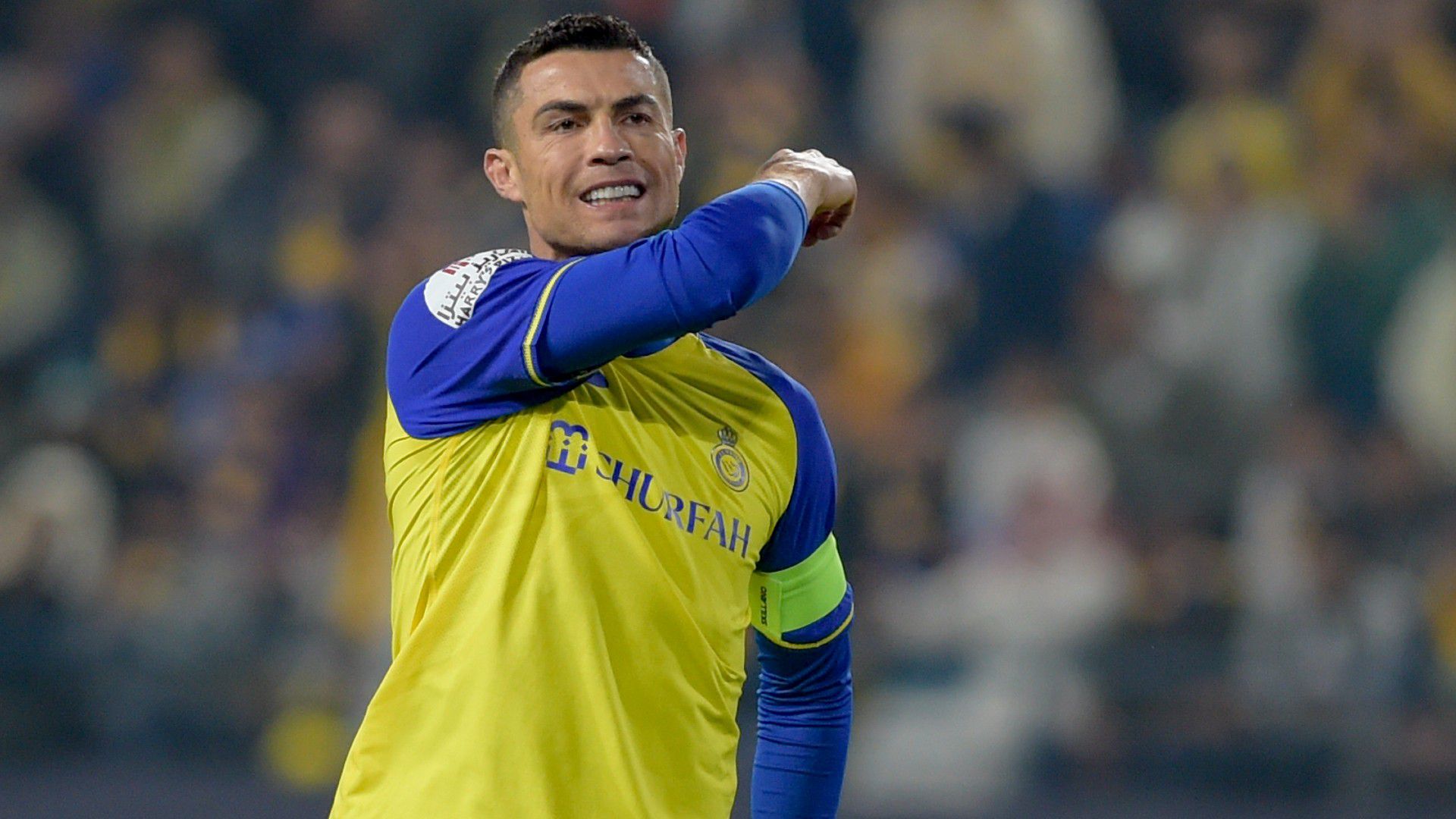 Cristiano Ronaldo nem ijedt meg a nehézsúlyú ketrecharcostól – videóval