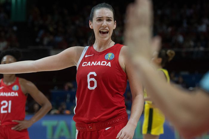 Bridget Carleton bajnoki címet nyerne a Győrrel